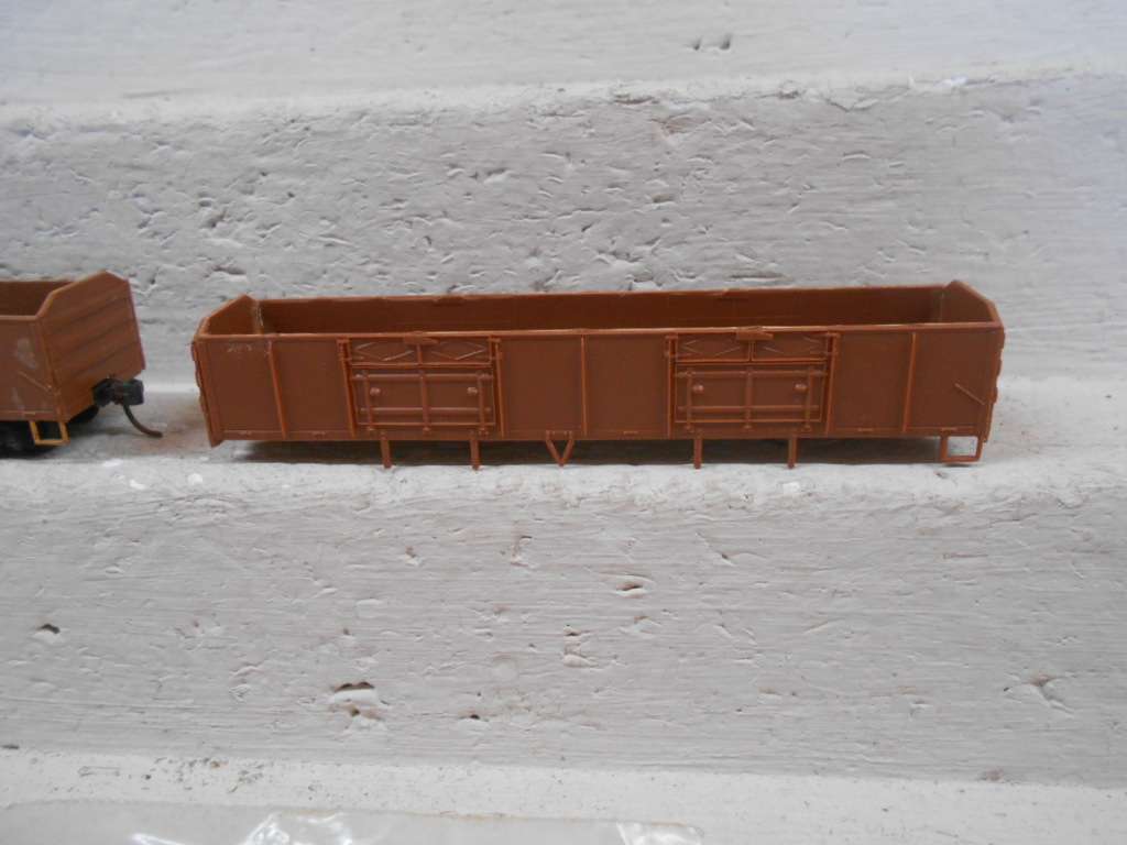 HO SCALE - SAR - B-WAGON -X3