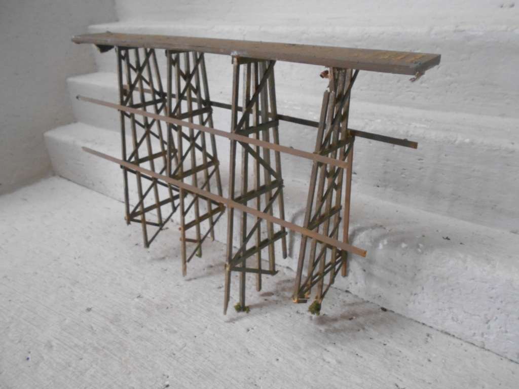HO SCALE - SCRATCH BUILT - TRESSLE BRIDGE