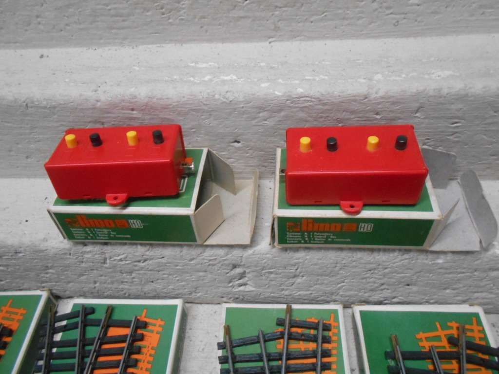 HO / OO  SCALE - LIMA - x4 POINTS + POINT SWITCHES - BOXED