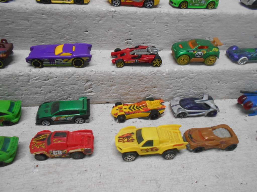 HOT WHEELS - VARIOUS DIE CAST MODELS - X44