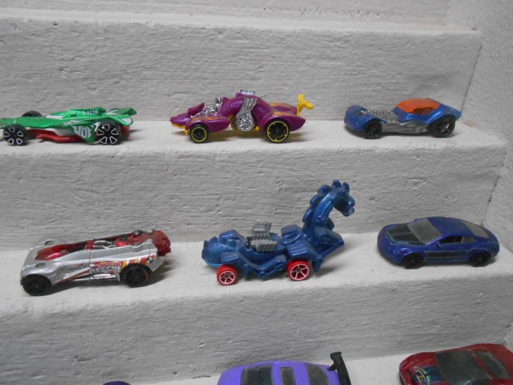 HOT WHEELS - VARIOUS DIE CAST MODELS - X44