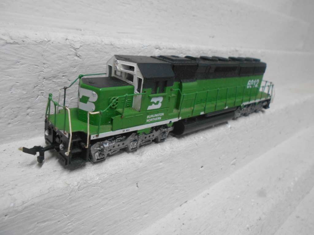 HO SCALE - ATHEARN - BURLINGTON NORTHERN - DUMMY DIESEL LOCOMOTIVE