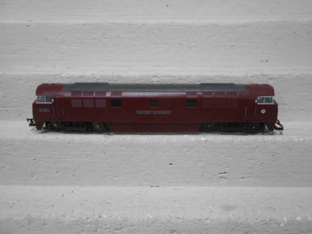 OO SCALE - LIMA - WESTERN PATH FINDER - DIESEL LOCOMOTIVE