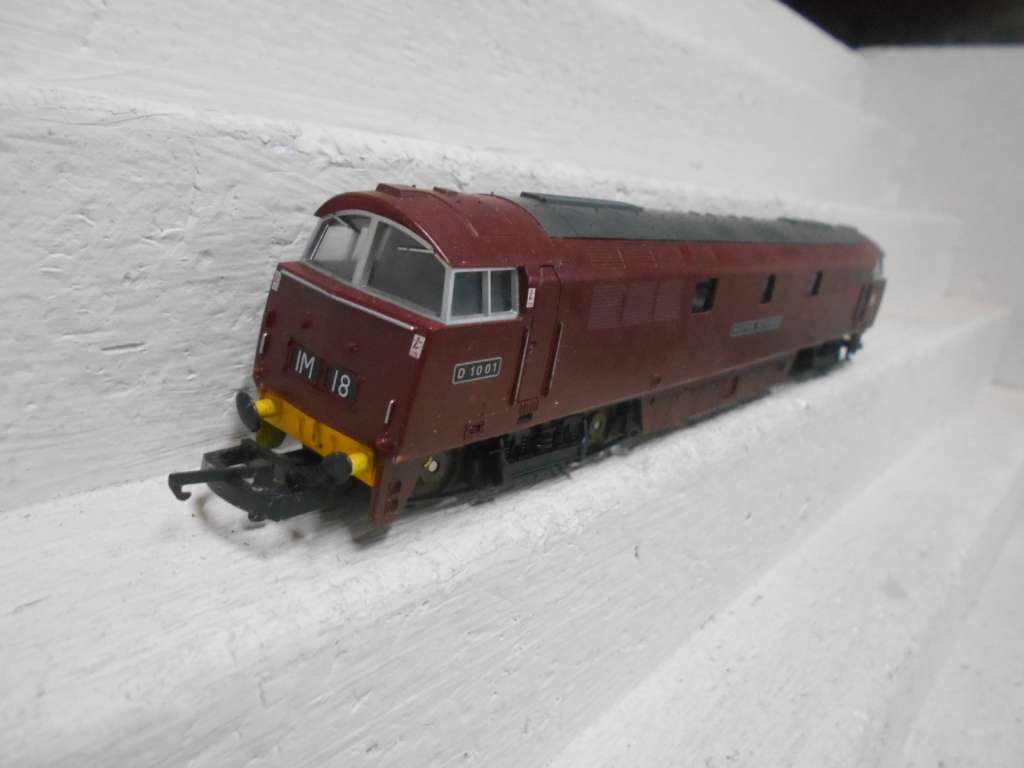 OO SCALE - LIMA - WESTERN PATH FINDER - DIESEL LOCOMOTIVE