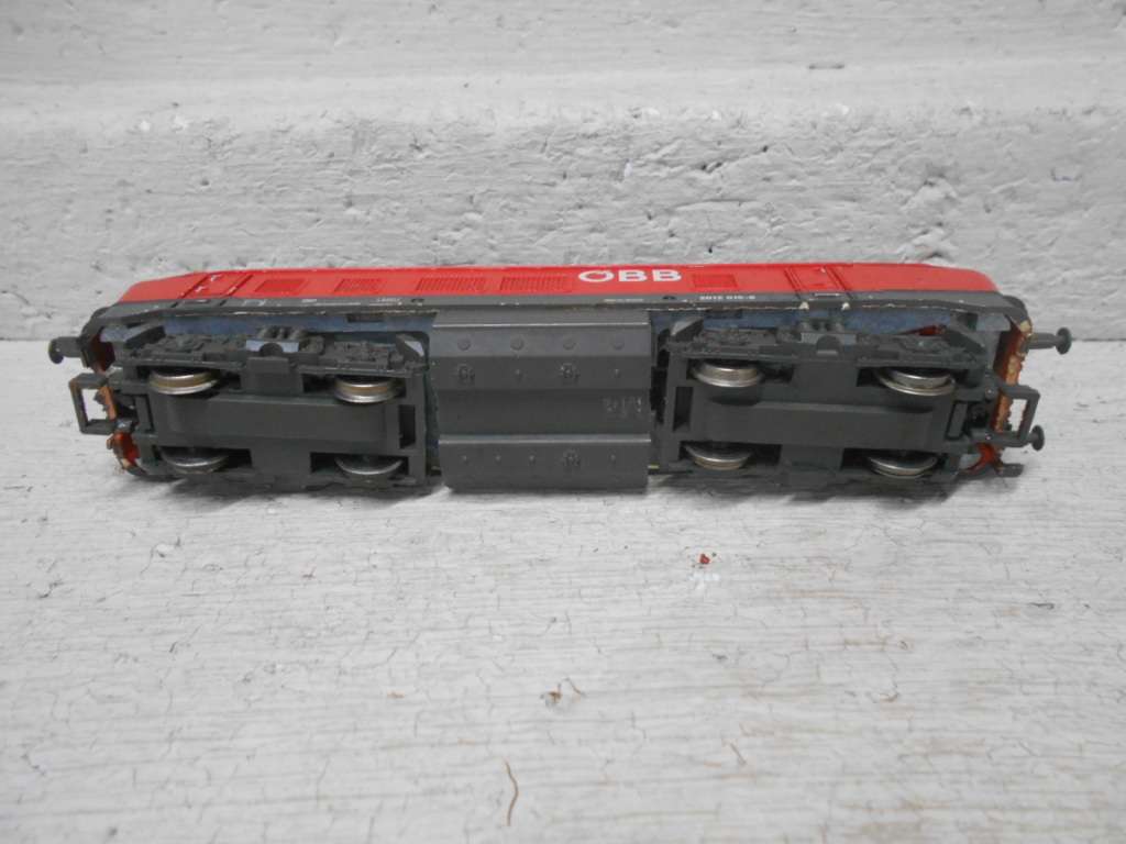 HO SCALE - PIKO - OBB - DIESEL LOCOMOTIVE