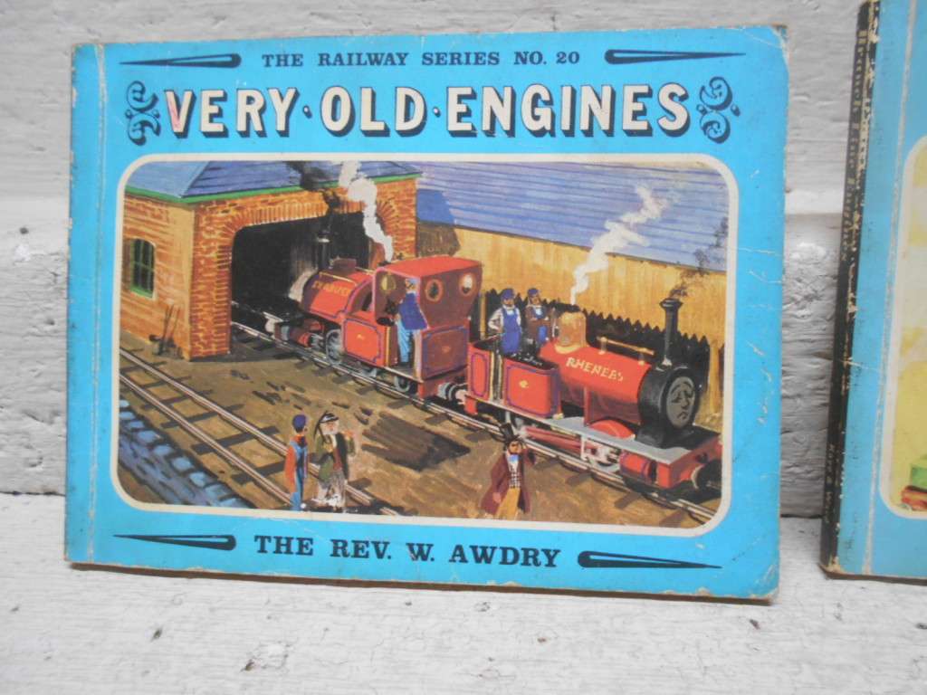 SOFT COVER KIDDY BOOKS - X2 THOMAS COLLECTION BOOKS