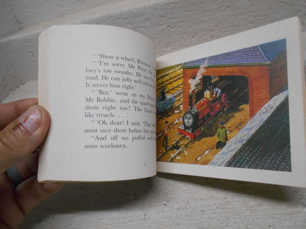 SOFT COVER KIDDY BOOKS - X2 THOMAS COLLECTION BOOKS