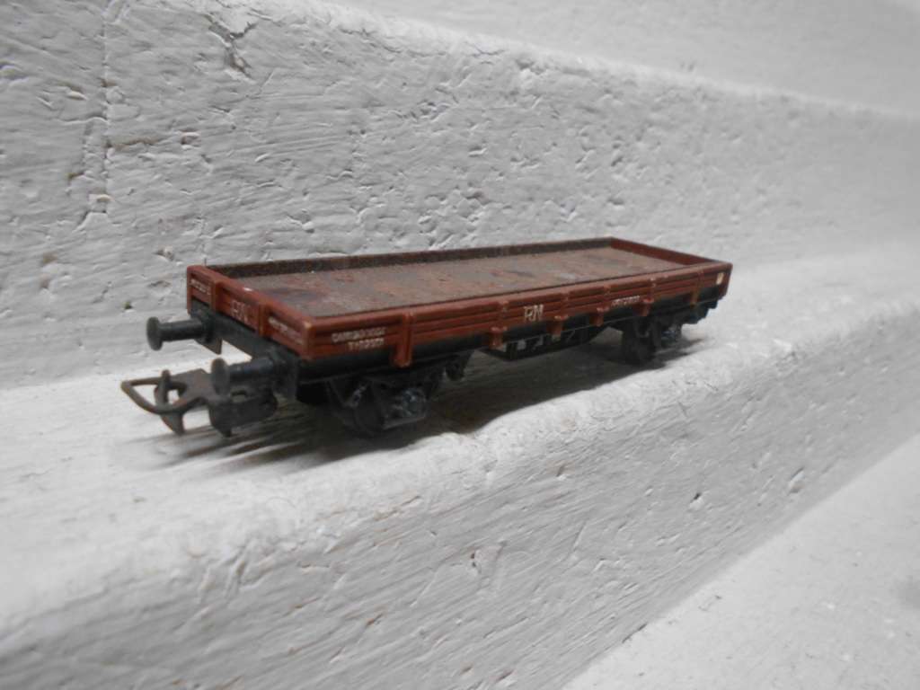 HO SCALE - ELECTROTREN - RN FLAT WAGON