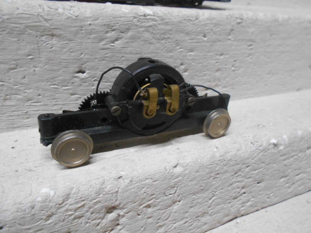 HO SCALE - LIMA - SAR - DIESEL LOCMOTIVE - FOR SPARES