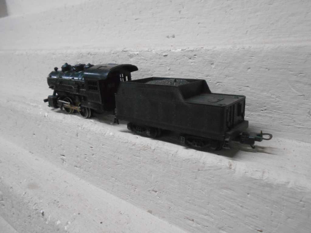 HO SCALE - LIMA - 0-4-0 STEAM LOCOMOTIVE