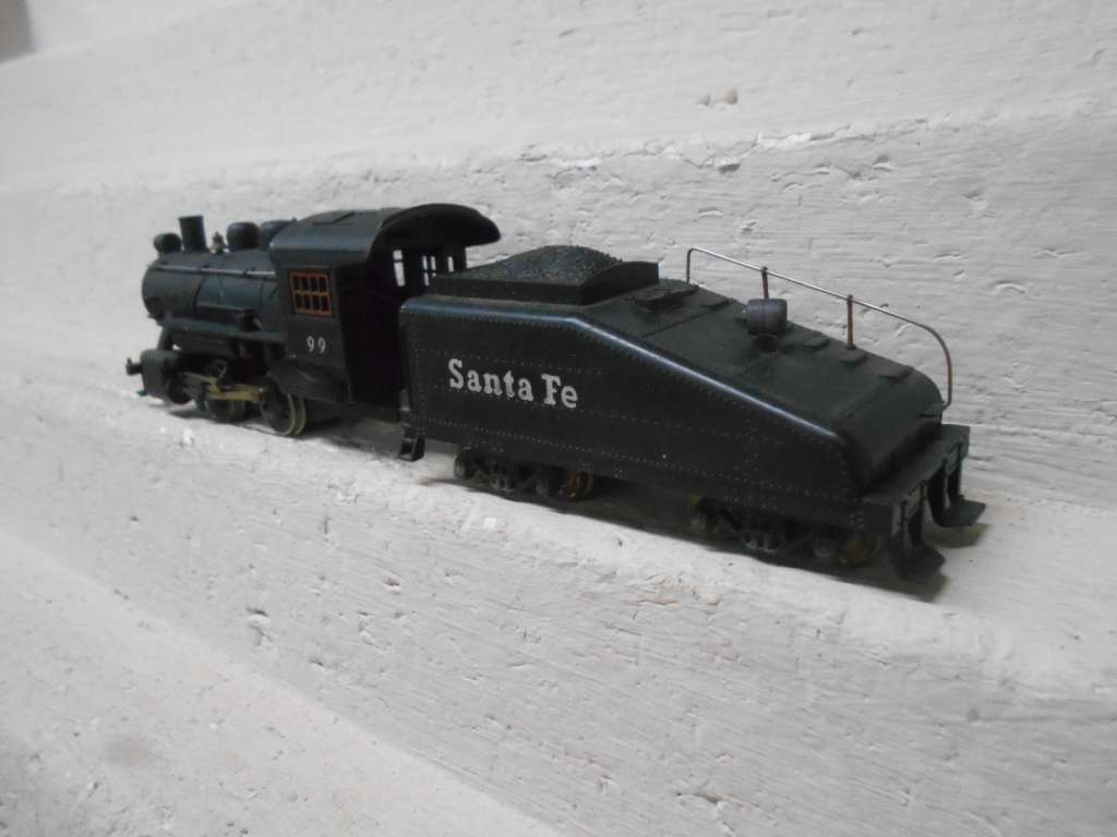 HO SCALE - MANTUA - SANTE FE - 0-4-0 STEAM LOCOTIVE