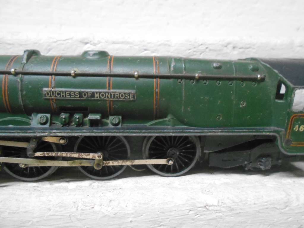 OO SCALE - HORNBY DUBLO - 4-6-2 STEAM LOCOMOTIVE - 3-RAIL
