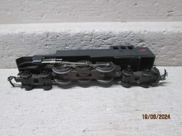 OO SCALE - TRIANG - BLACK 4-6-4 STEAM LOCOMOTIVE DUMMY