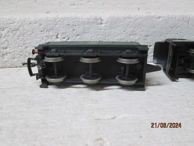 OO SCALE - BACHMANN - 4-6-0 GREEN BR - STEAM LOCOMOTIVE - BOXED