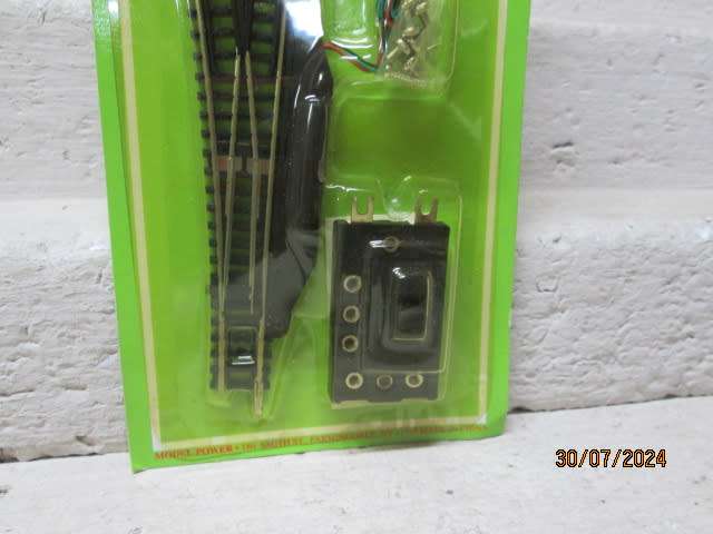 N SCALE - MODEL POWER - ELECTRIC LEFT HAND POINT - BOXED