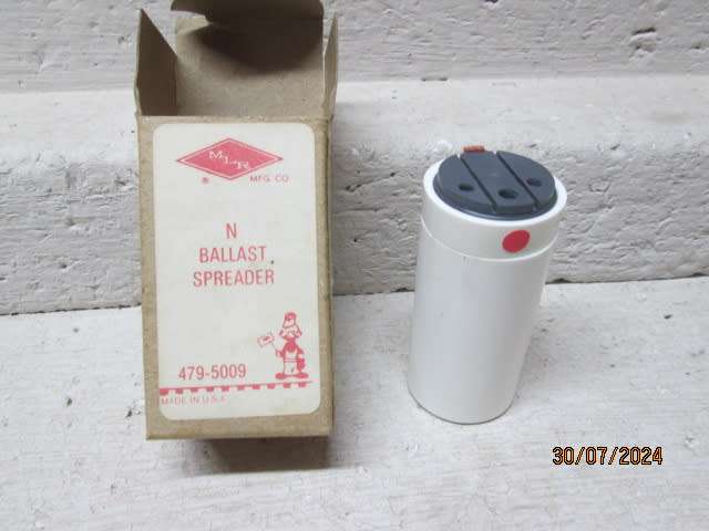 N SCALE - MLR - BALLIST SPREADER - BOXED