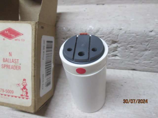 N SCALE - MLR - BALLIST SPREADER - BOXED