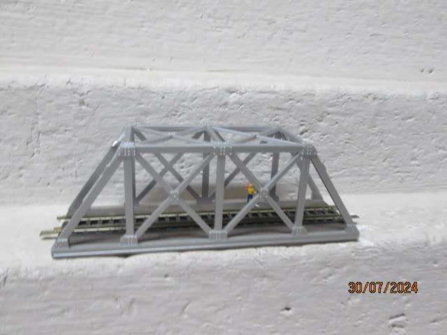N SCALE - BRIDGE -