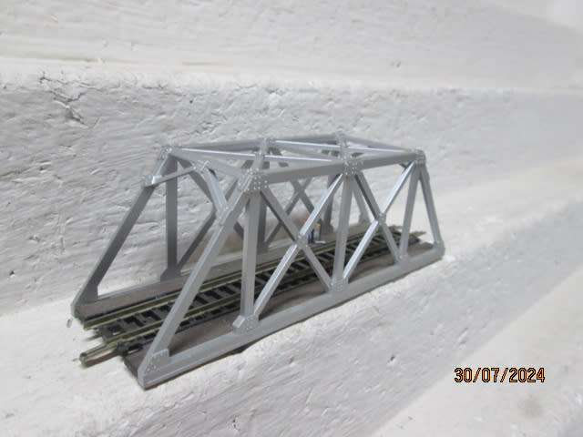 N SCALE - BRIDGE -
