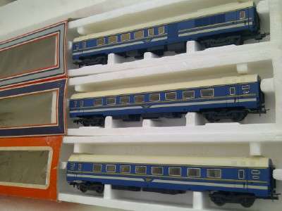 SAR LIMA HO - BLUE TRAIN COACHES - X3 - SET 2
