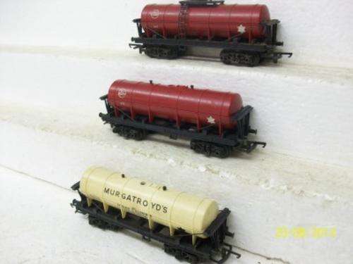 OO TRI-ANG X3 TANKERS LOT 124