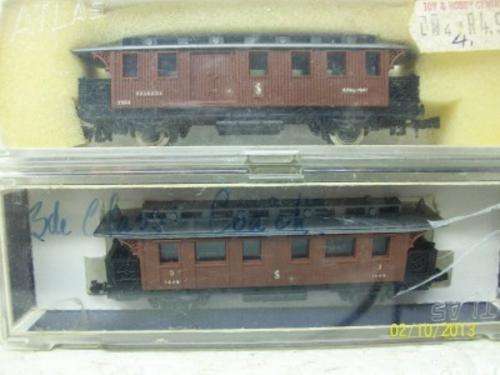LIMA N GAUGE X2 OPEN BALCONY PASSENGER COACH   LOT 101