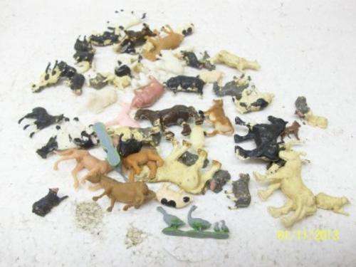 HO/OO FARM ANIMALS X55 LOT 40