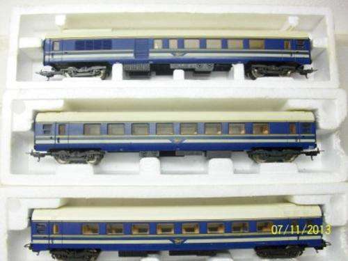 SAR LIMA HO BLUE TRAIN COACHES X3 LOT 187