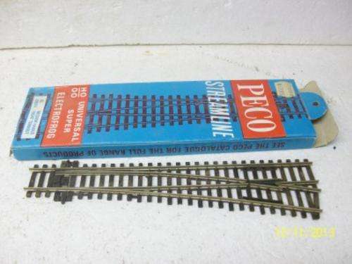 HO/OO PECO NIKKEL SILVER MEDIUM RADIUS RIGHT HAND POINT  LOT 232