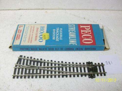 HO/OO PECO NIKKEL SILVER SMALL RADIUS RIGHT HAND POINT  LOT 241