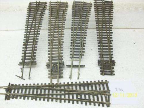 HO/OO PECO NIKKEL SILVER X4 MEDIUM RADIUS RIGHT HAND POINT LOT 254