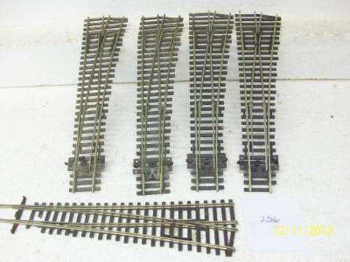 HO/OO PECO NIKKEL SILVER X5 MEDIUM RADIUS RIGHT HAND POINT LOT 256