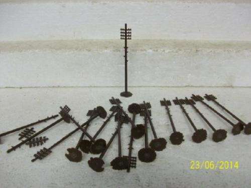 HO  18 x TELEPHONE POLES -  LOT 472 B