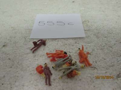 HO/OO SCALE  PEOPLE x10 -  LOT 555C