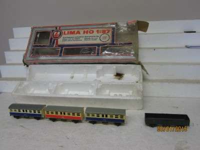 HO SCALE : LIMA COACHES x3 -  LOT 635 D