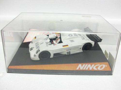 NINCO  1:32 SCALE  RACING CAR