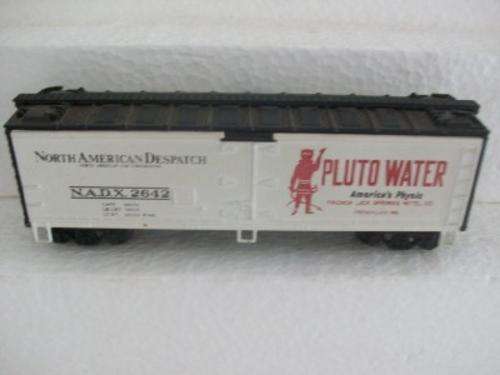 ATHEARN HO GOODS - PLUTO WATER 40FT BOX CAR