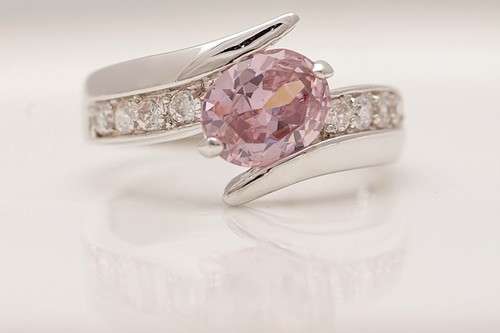 9CT White Gold Filled Pink Sapphire Ring