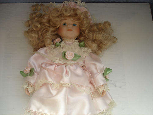 porcelain doll-miniature 25mm