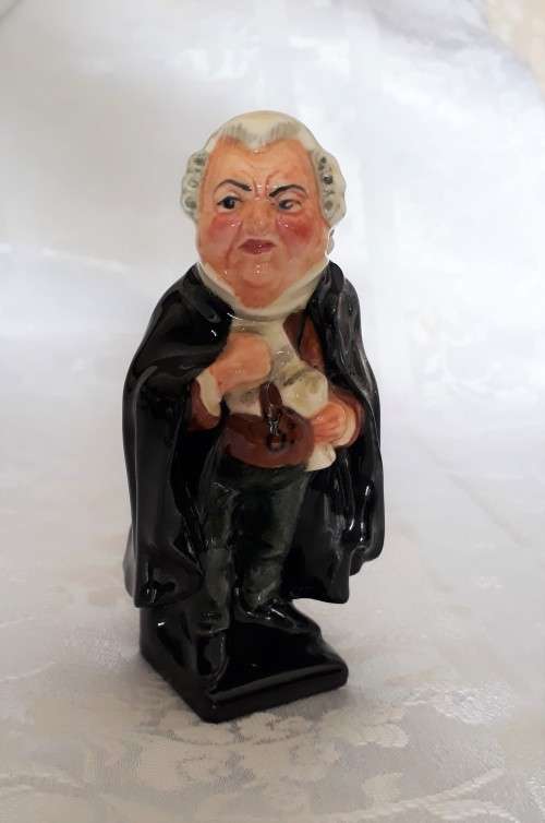 A DOULTON "BUZFUZ" FIGURINE