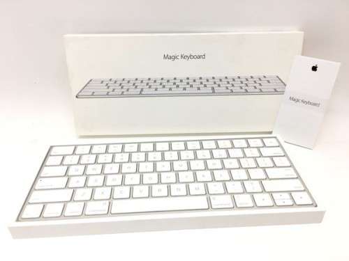 Apple Magic Keyboard - 2nd Generation Wireless - LIKE NEW