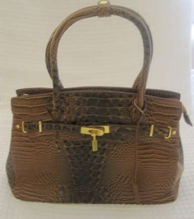 FASHIONABLE HANDBAG