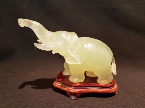 Jade Elephant on stand - Magnificent!! - Low Price - Bid Now!!!