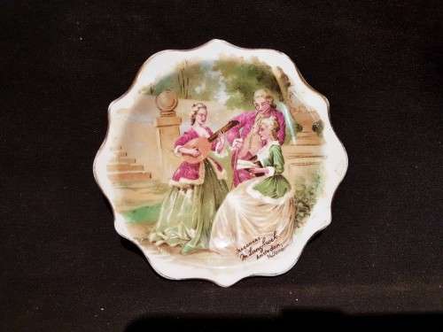 Royal Standard - Victorian scene - Pin dish - Stunning!! - Bid now!