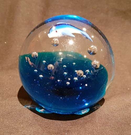 Dolphin Paperweight -Czech hand crafted crystal - Camir Crystal - Absolutely stunning!! - Bid Now!!!