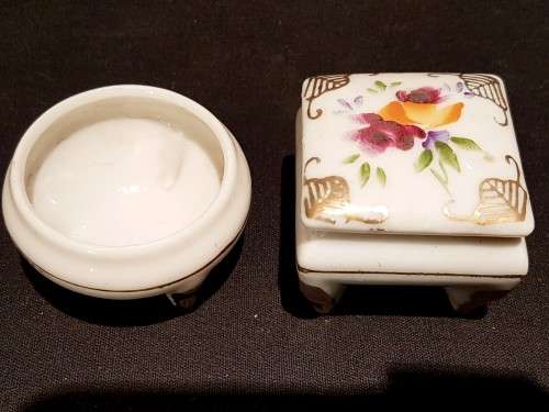 Two miniature trinket holders - Low Price - Bid Now!!