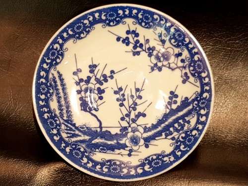 Oriental saucer - Tree and flowers - Blue and white - Low Price - Bid Now!!