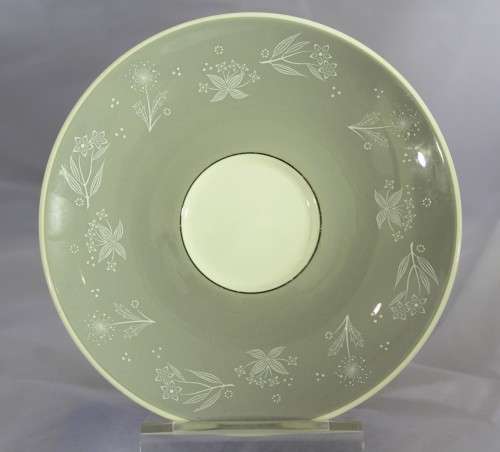 Vintage Royal Doulton - Bridal Veil (D6459) - Saucer - Beautiful - Bid Now!!!