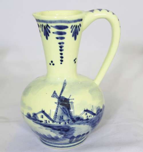 Genuine hand painted Delft jug - Low Price - Bid Now!!