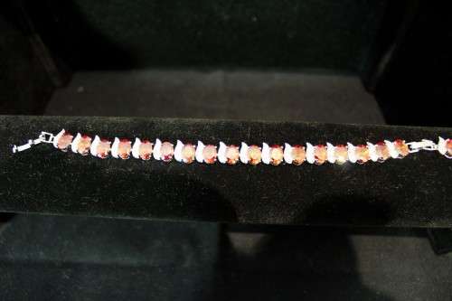 Costume jewellery - Bracelet - Ruby stones set with diamante - Stunning!! Bid now!!